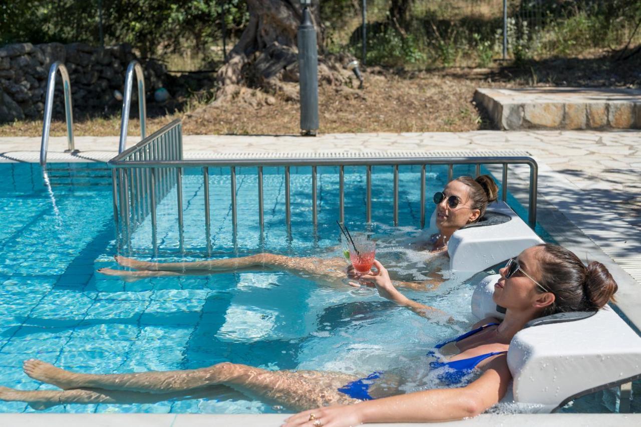 Fílippos Boutique Villa Petra Amanda Heated Pool Optional מראה חיצוני תמונה
