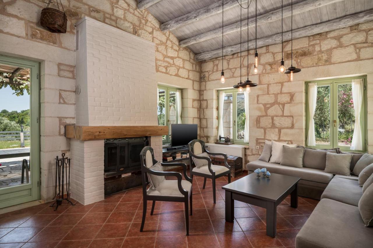 Fílippos Boutique Villa Petra Amanda Heated Pool Optional מראה חיצוני תמונה